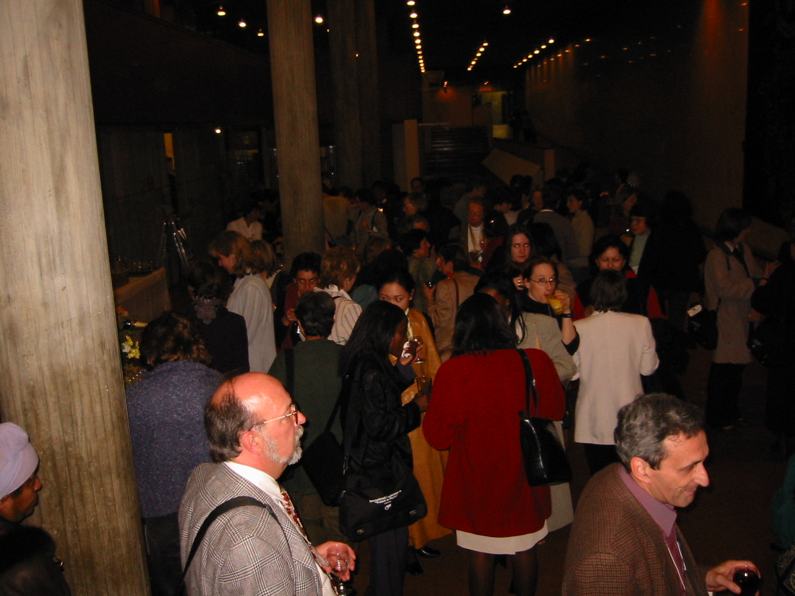 Reception during the poster session, 438 Kb